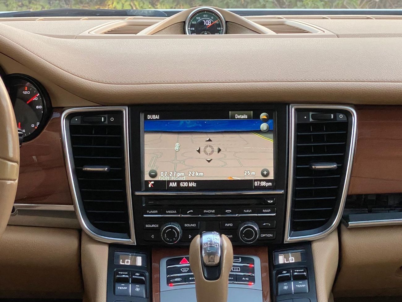 بورش باناميرا PORSCHE PANAMERA S 2014 - GCC SPECS - EXCELLENT CONDITION -