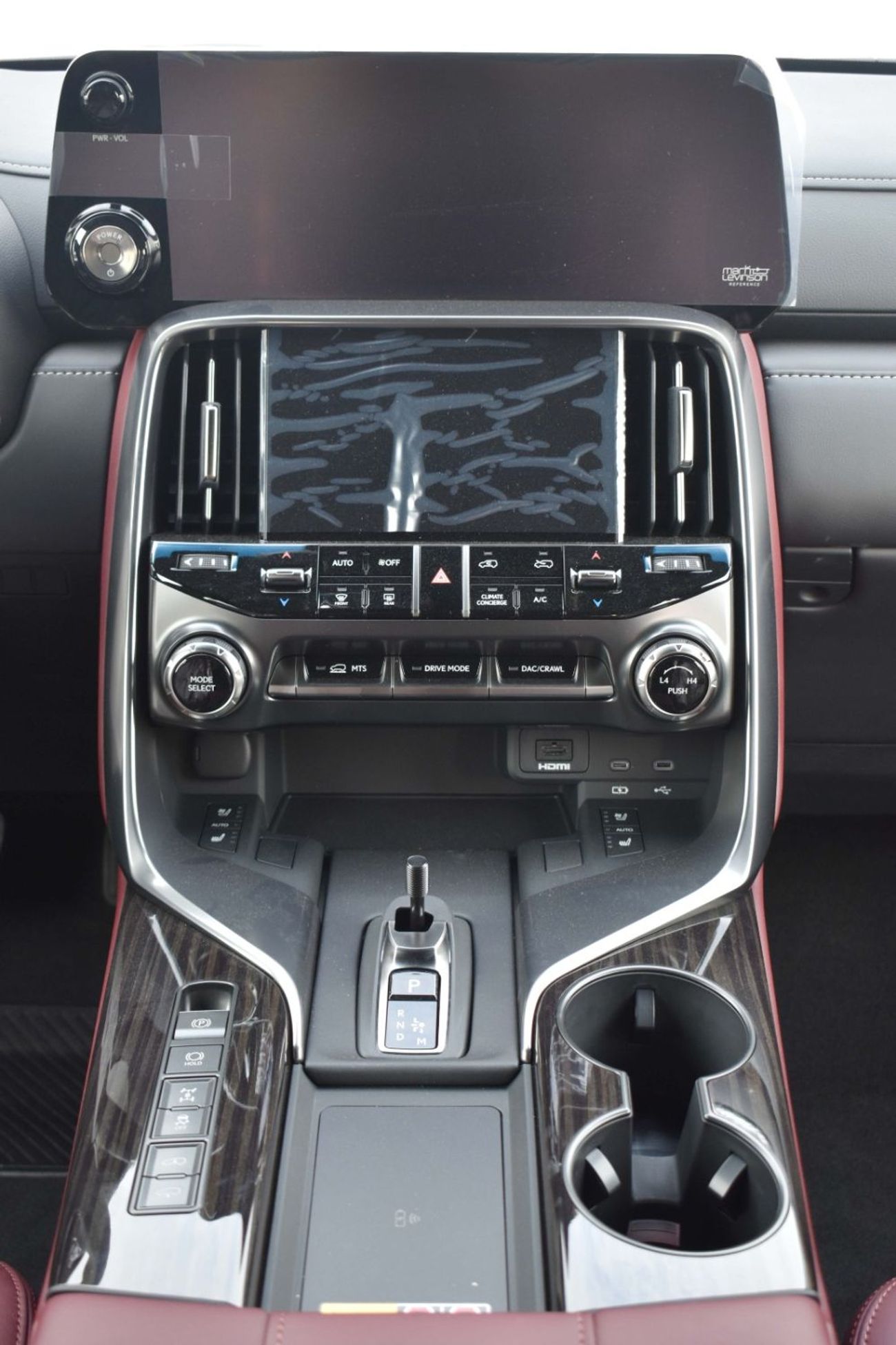 Lexus LX 700h LEXUX-LX700H 3.5L HEV URBAN 20' ALY, HUD, 7 STR, W/RSE. ML25