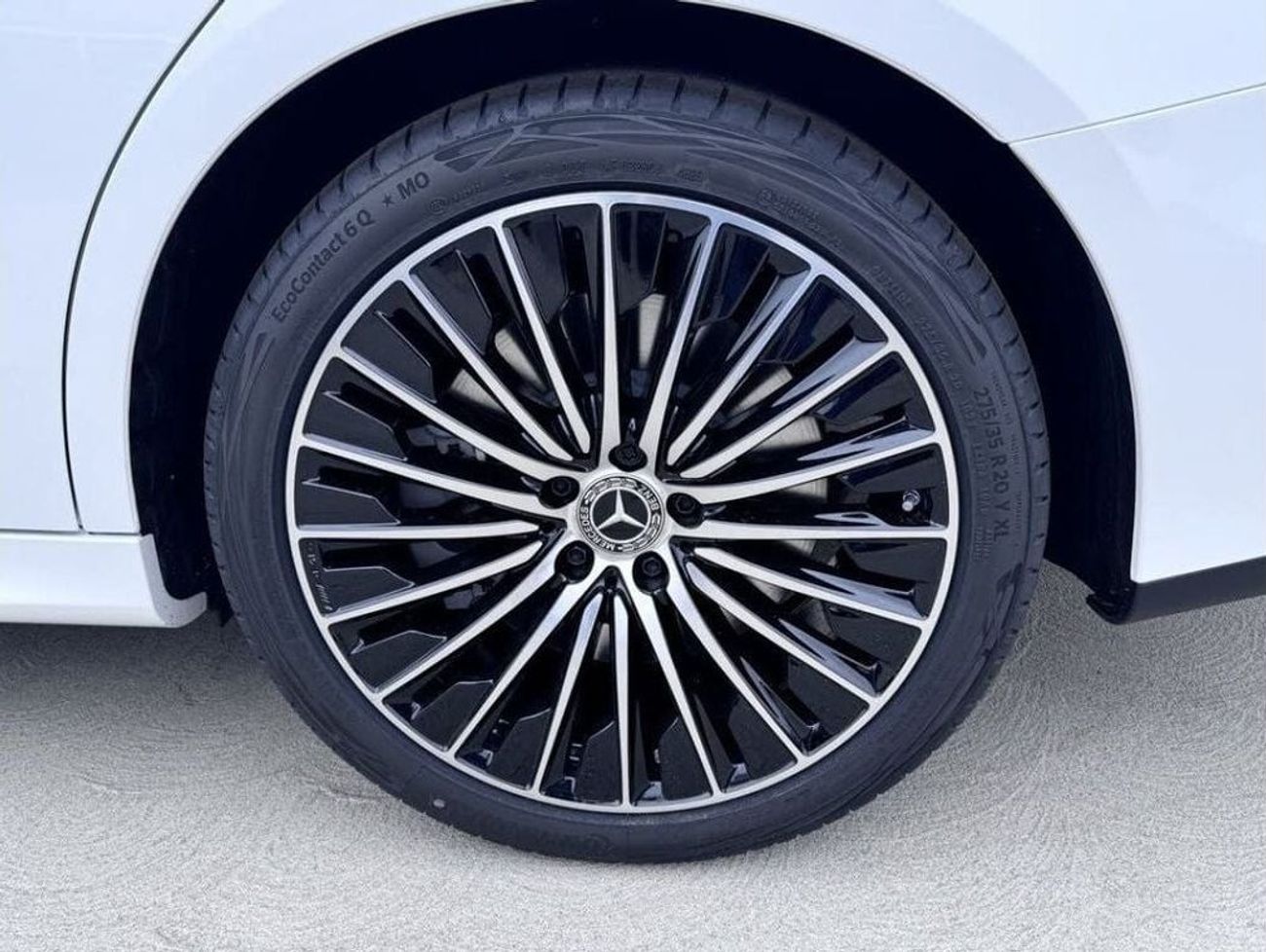 Mercedes-Benz E 450 4MATIC Sedan Brand New * Export Price *