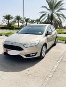 فورد فوكاس أنظف فورد فوكس خليجي 2015 قوي واقتصادي جدا،ملكية سنة تأمين عمان والامارات سنة، صبغ وكالة من البنفر إ