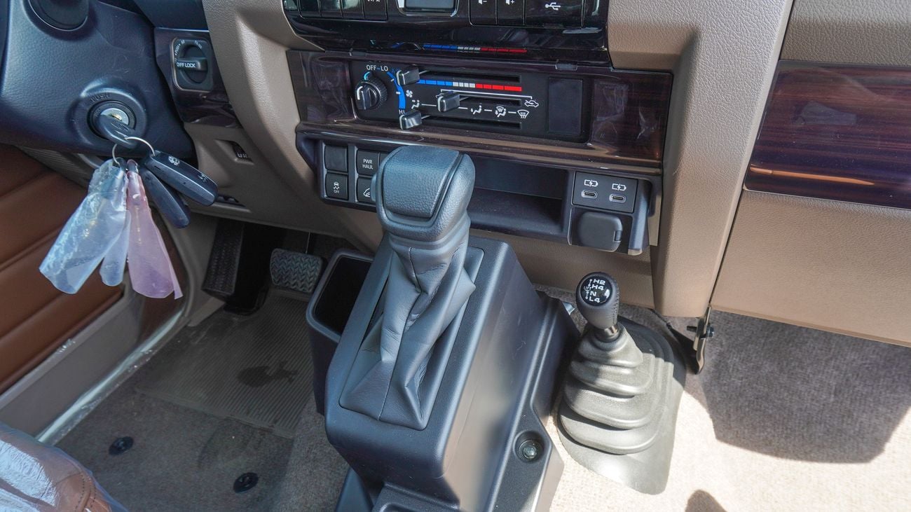 تويوتا لاند كروزر 70 4.0L V6 Oman Specs