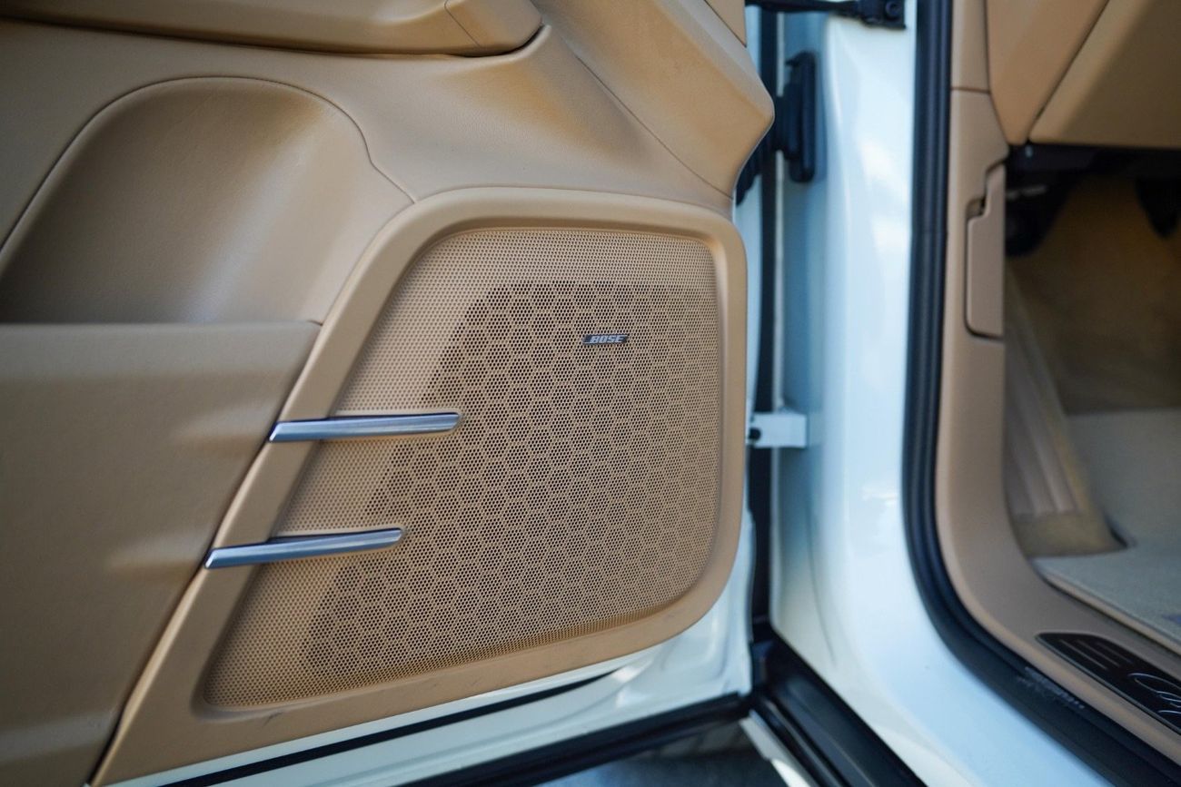 Porsche Cayenne Turbo 4.8L (500 HP)