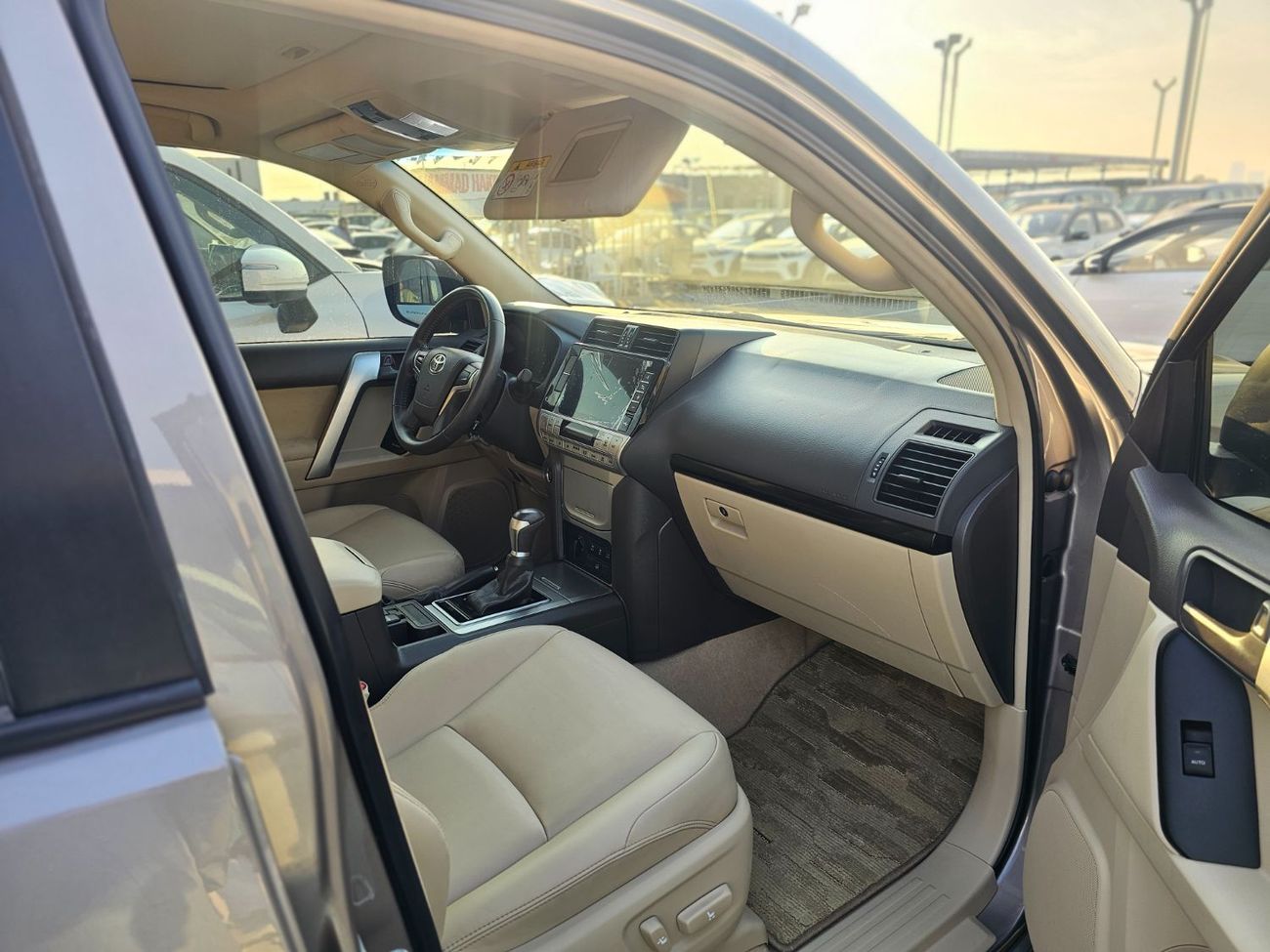 تويوتا برادو Toyota land cruiser Prado year 2022 FULL OPTION petrol engine brown color automatic transmission v6