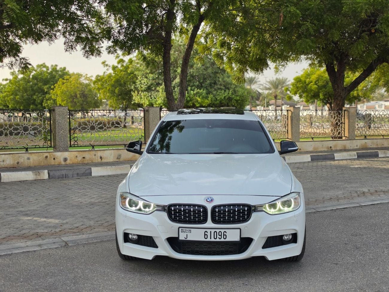 BMW 328i FULL OPTIONS