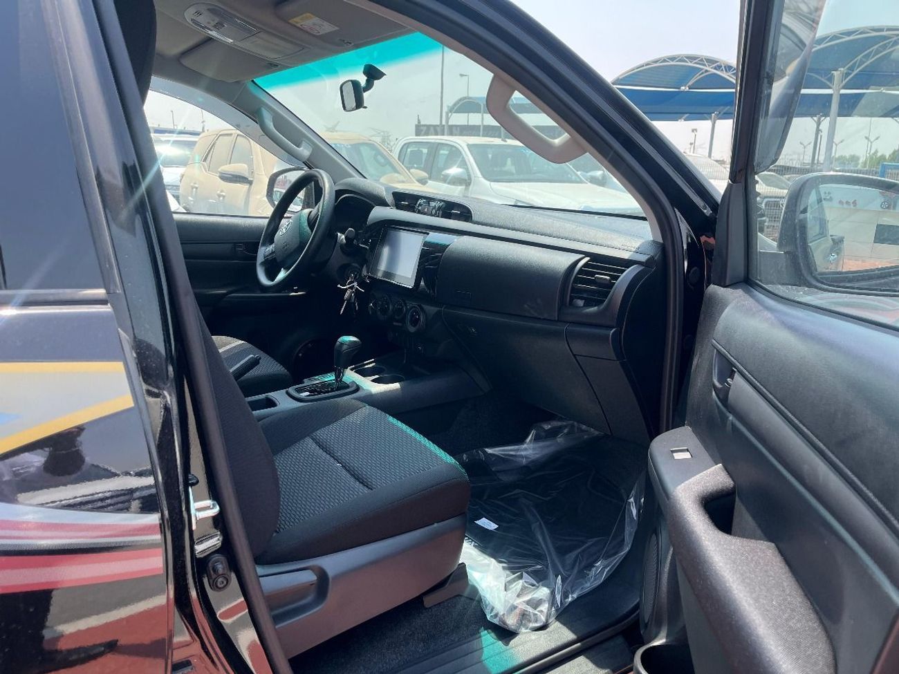 تويوتا هيلوكس HILUX 2.7L AT BASIC 2025