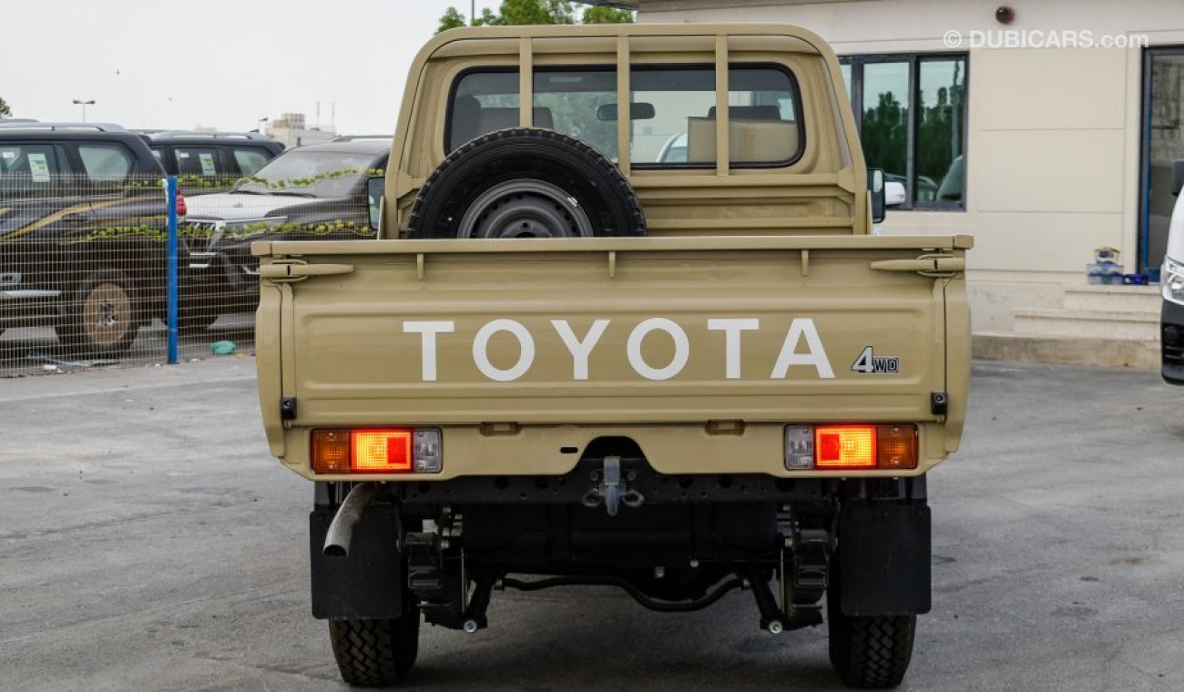 Toyota Land Cruiser Pick Up 4.2L 6 cylinder Diesel M/T - SINGLE CAB - 4WD - DIFF LOCK - Power locks - Power windows