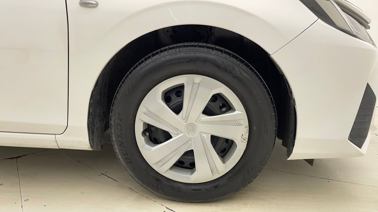 تويوتا يارس E 1.5 | بدون دفعة مقدمة | اختبار القيادة في المنزل