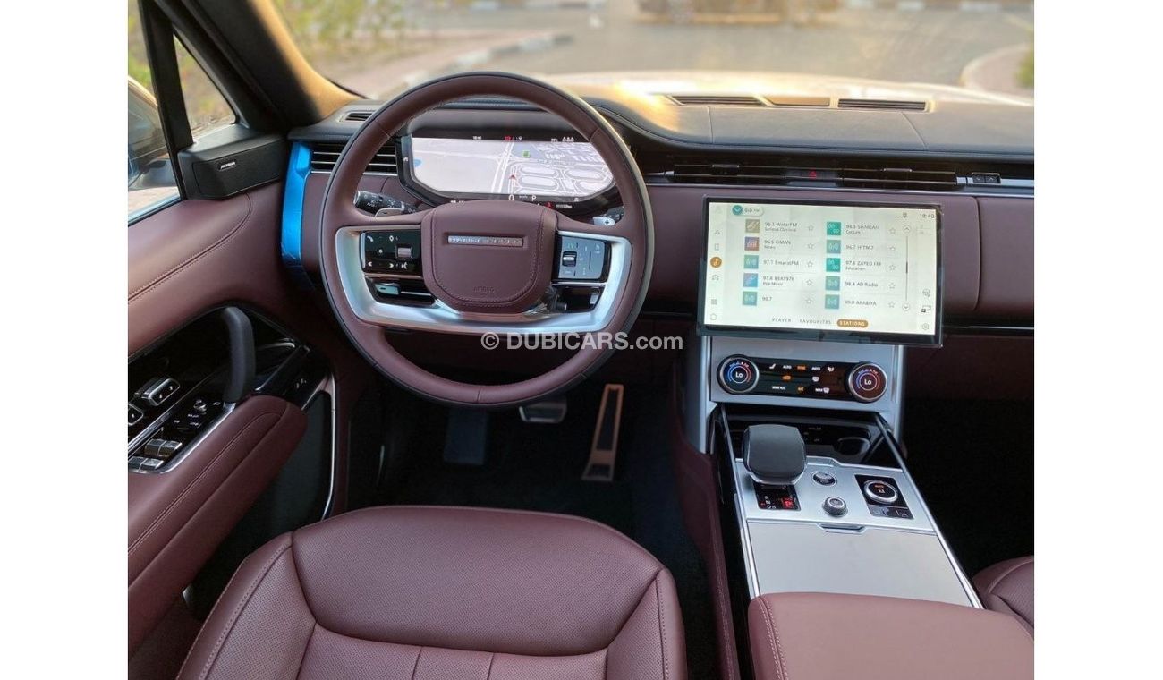 Land Rover Range Rover GCC V6 HSE UNDER WARRANTY AND SERVICE