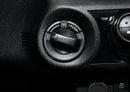 تويوتا هيلوكس ECTAI0016 - Toyota Hilux Double Cab -  2.7L Petrol Manual 4wd -  White - High Options