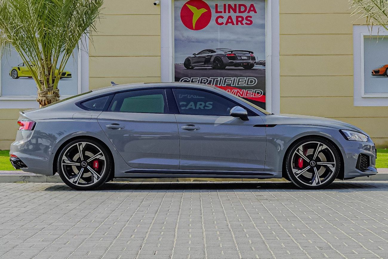 Audi RS5 TFSI quattro