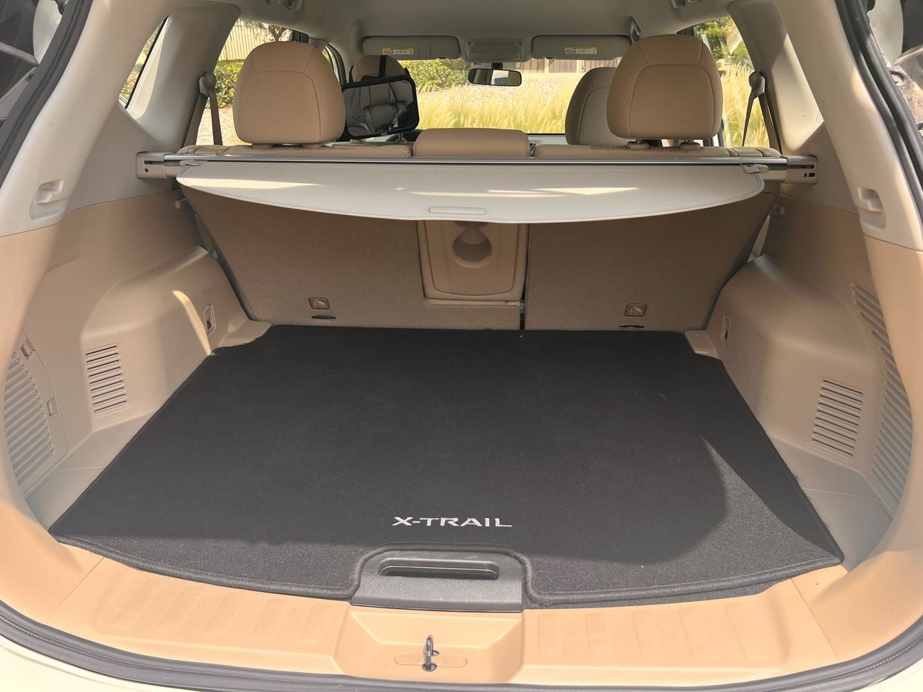 نيسان إكس تريل S 2.5L FWD (5 Seater)