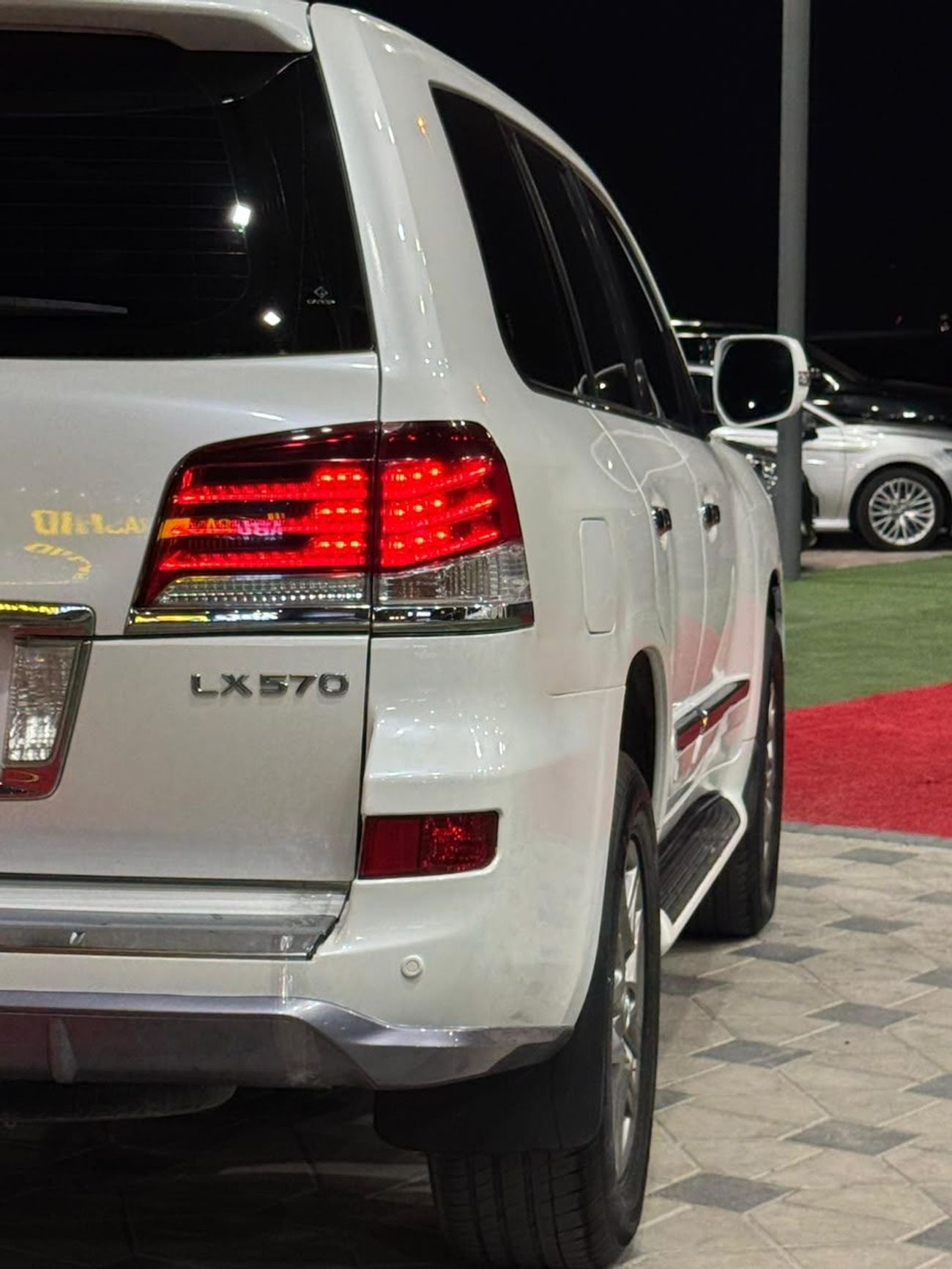 Lexus LX570 PLATINUM