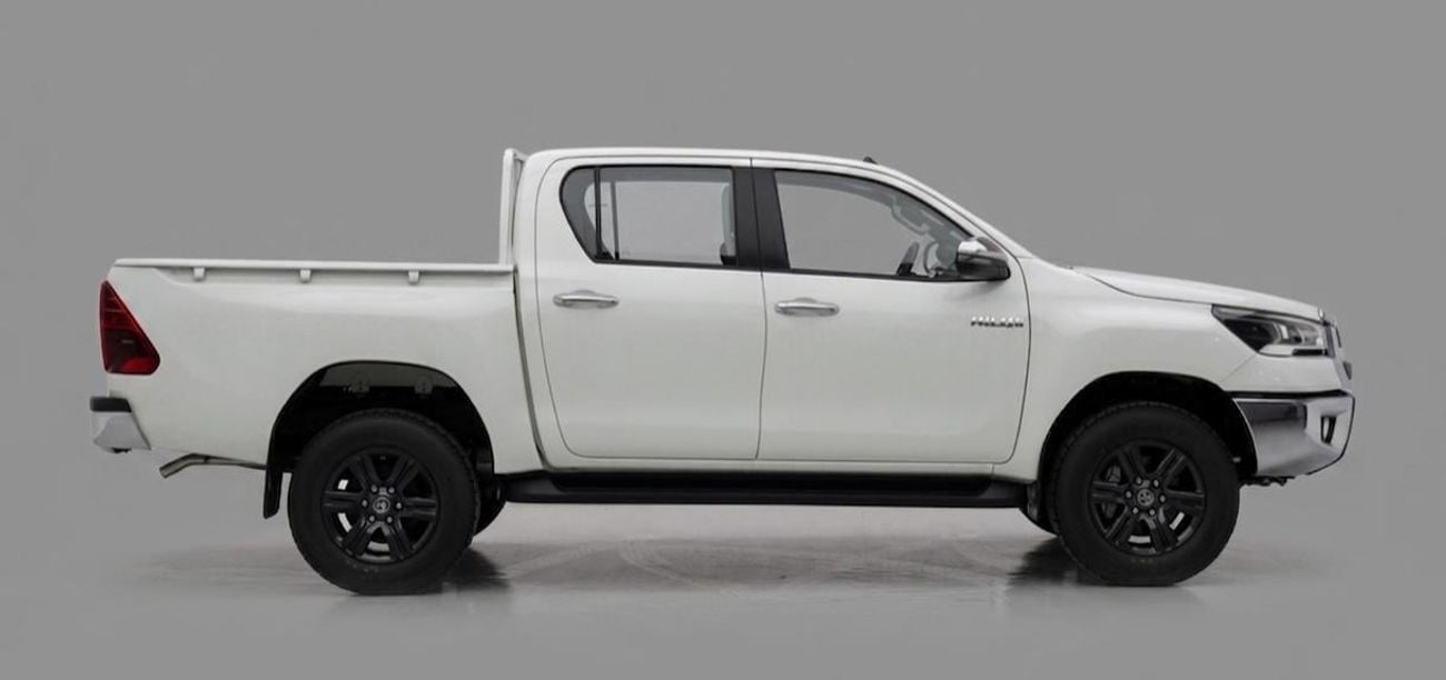 Toyota Hilux SR5 (NON GCC)