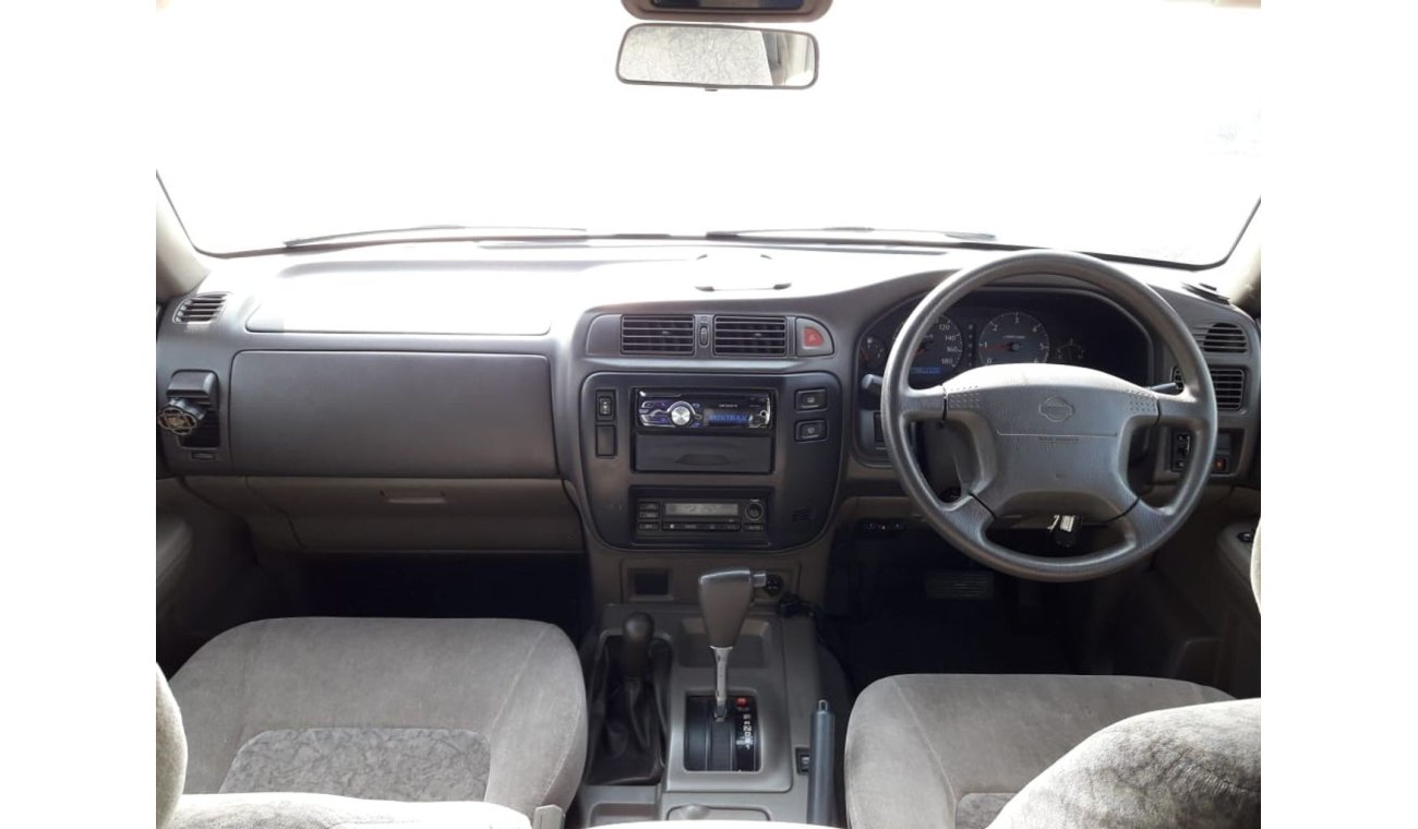 Nissan Patrol Safari Nissan Safari RIGHT HAND DRIVE (Stock no PM 355)