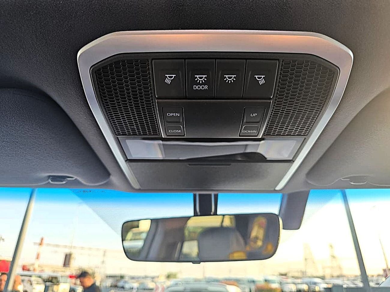 تويوتا لاند كروزر VX 3.5L