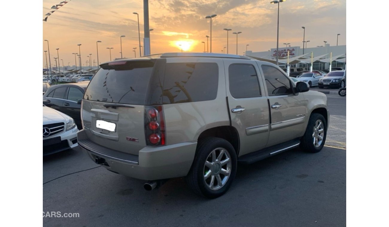 GMC Yukon GMC Yukon 2008 model Denali