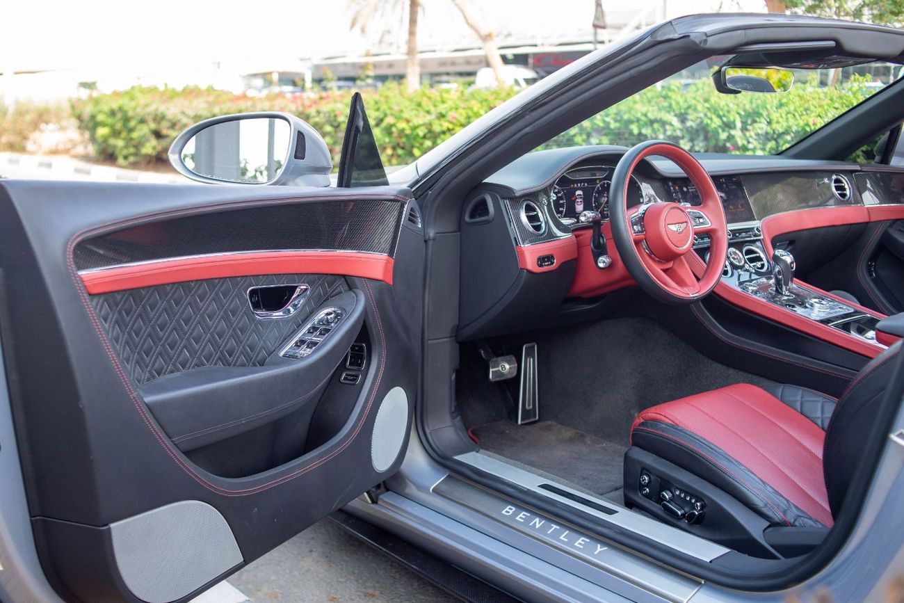 بنتلي كونتيننتال جي تي 4.0T V8