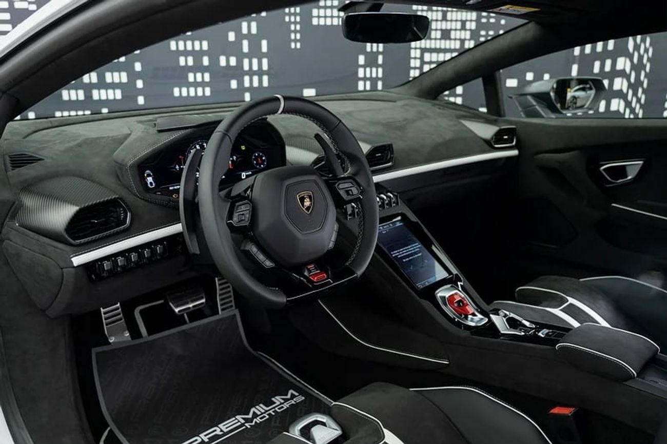 Lamborghini Huracan STERRATO 5.2L V10