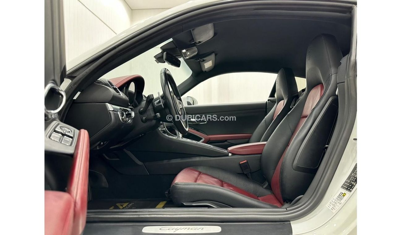 Porsche 718 Cayman 2017 Porsche 718 Cayman, Warranty, Full Service History, GCC