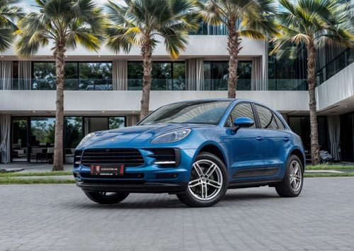 Porsche Macan Macan | 3,290 P.M | 0% Downpayment | FULL PORSCHE HISTORY | SAPPHIRE BLUE!