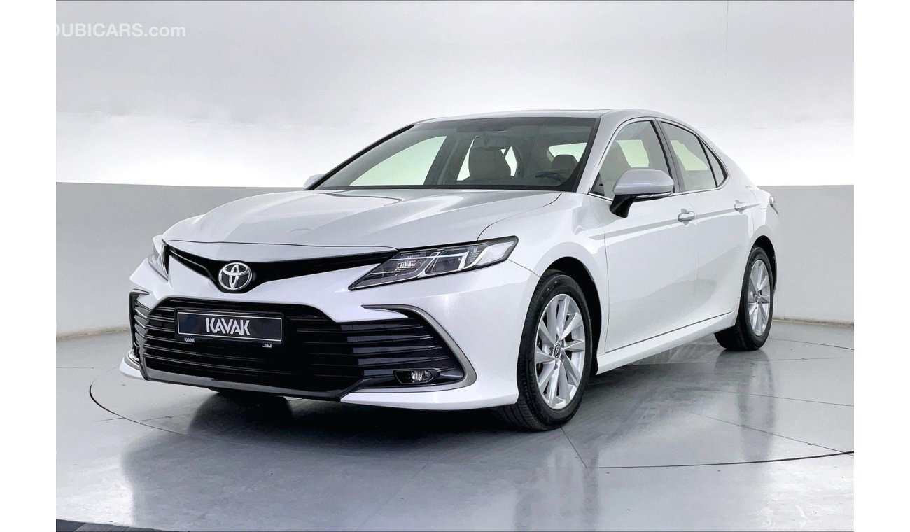 Toyota Camry SE | 1 year free warranty | 1.99% financing rate | Flood Free