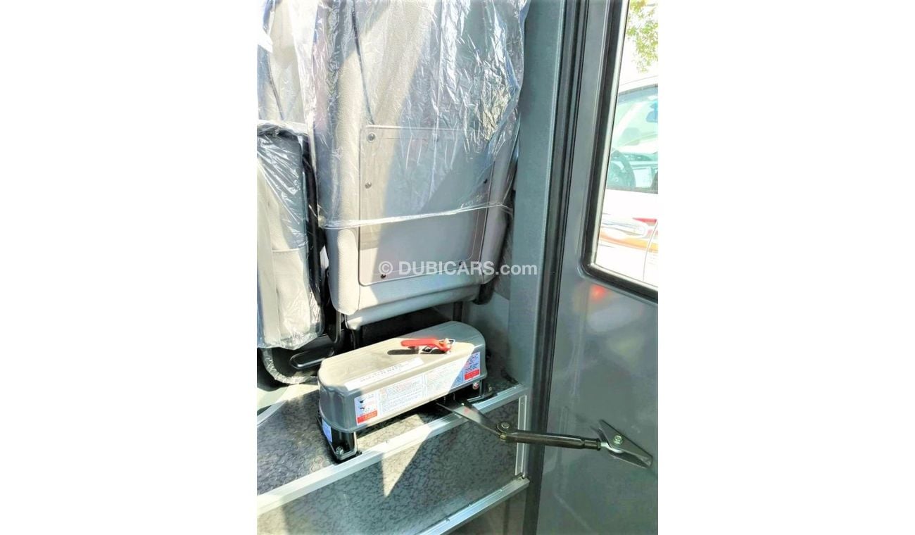 هيونداي كونتي 30 كرسي