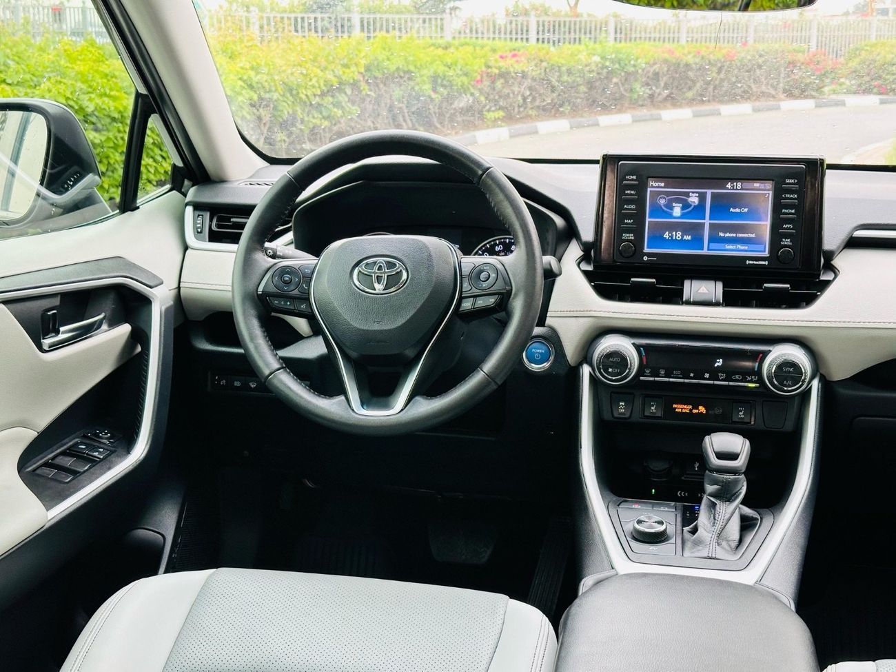 تويوتا راف ٤ 2022 Model XLE Hybrid 2.5L V4 Full Option Very Clean And Perfect condition