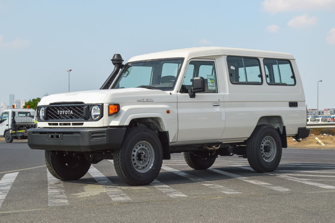 تويوتا لاند كروزر 70 LX78 V6 4.0L Petrol 2024YM
