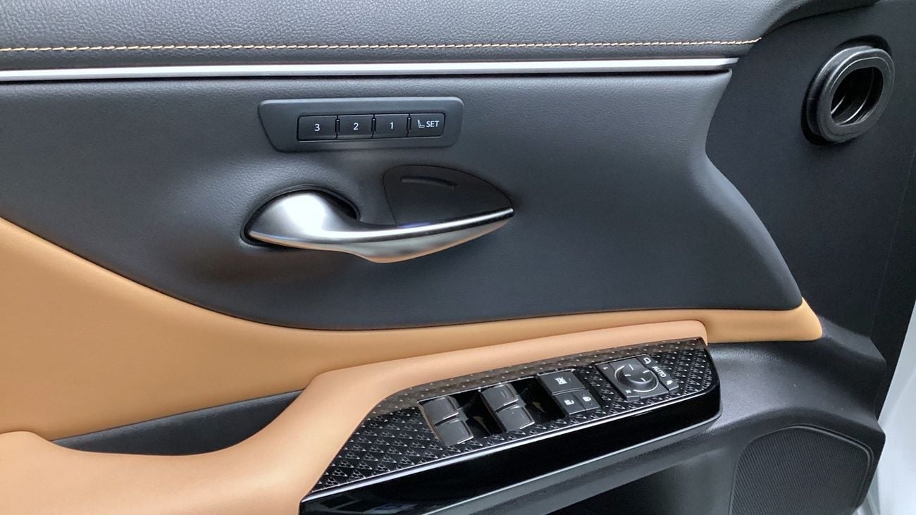 Lexus ES350 Premier 3.5L FWD Premier | Guaranteed Warranty | 0 Down Payment