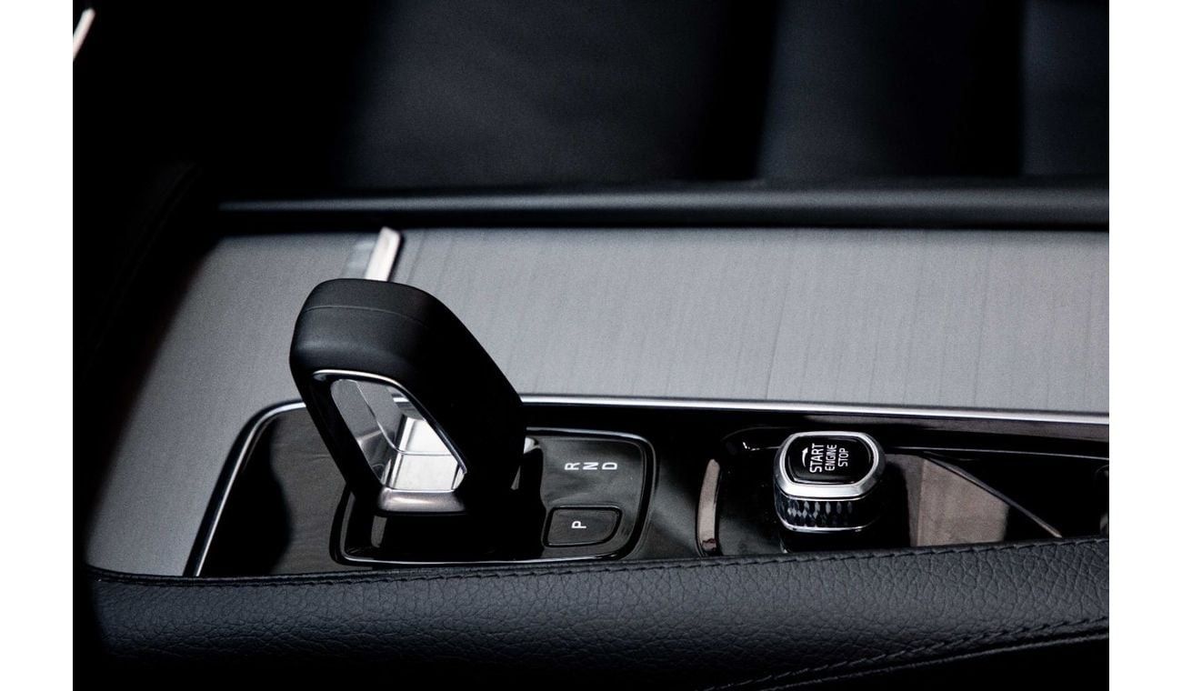 Volvo XC90 B5 MOMENTUM | 3,251 P.M | 0% Downpayment | Full Agency History