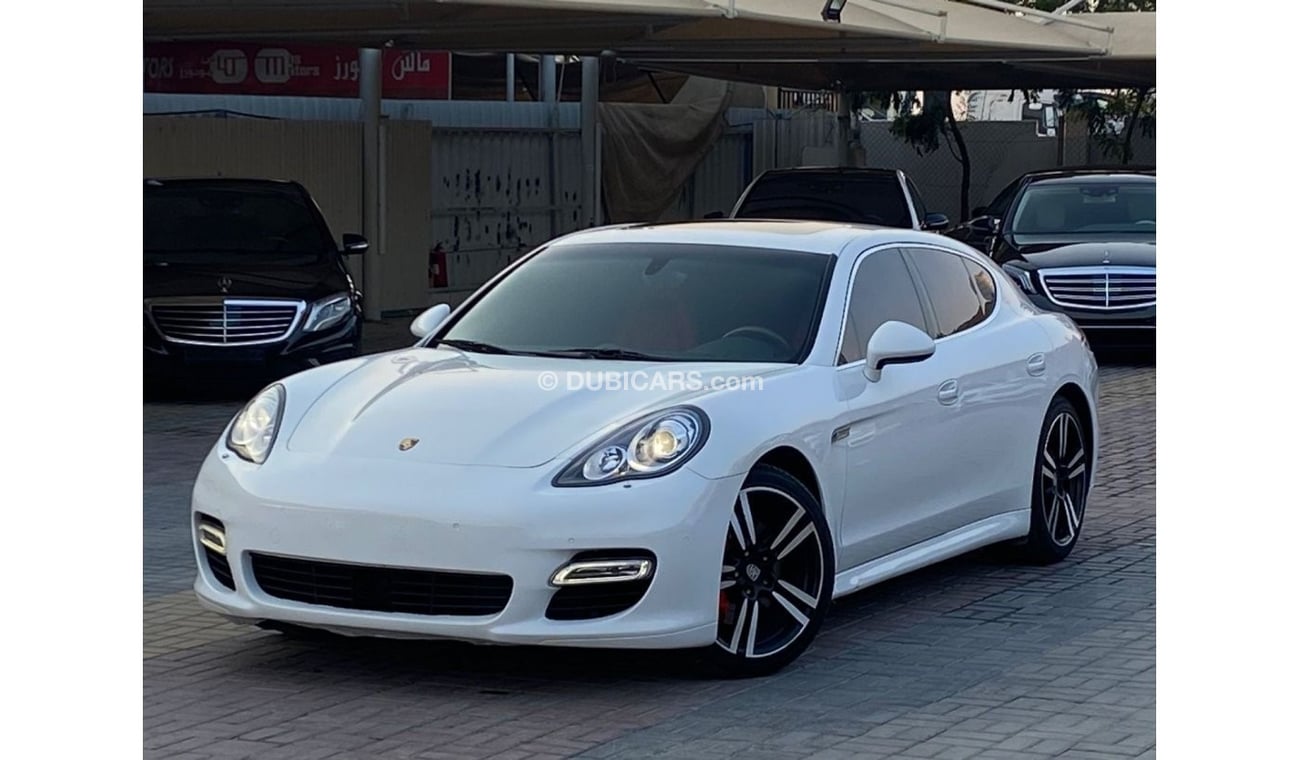 Used Porsche Panamera 2010 for sale in Dubai - 667462