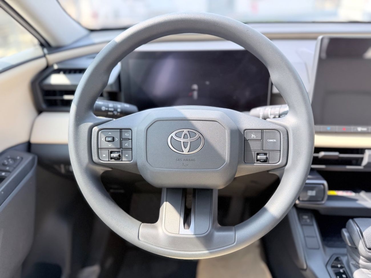 تويوتا راف ٤ XLE * الموديل: تويوتا RAV4 2026 * المحرك: 2.0 لتر بنزين * نوع الوقود: بنزين - يورو 4 * نظام الدفع: دفع ر