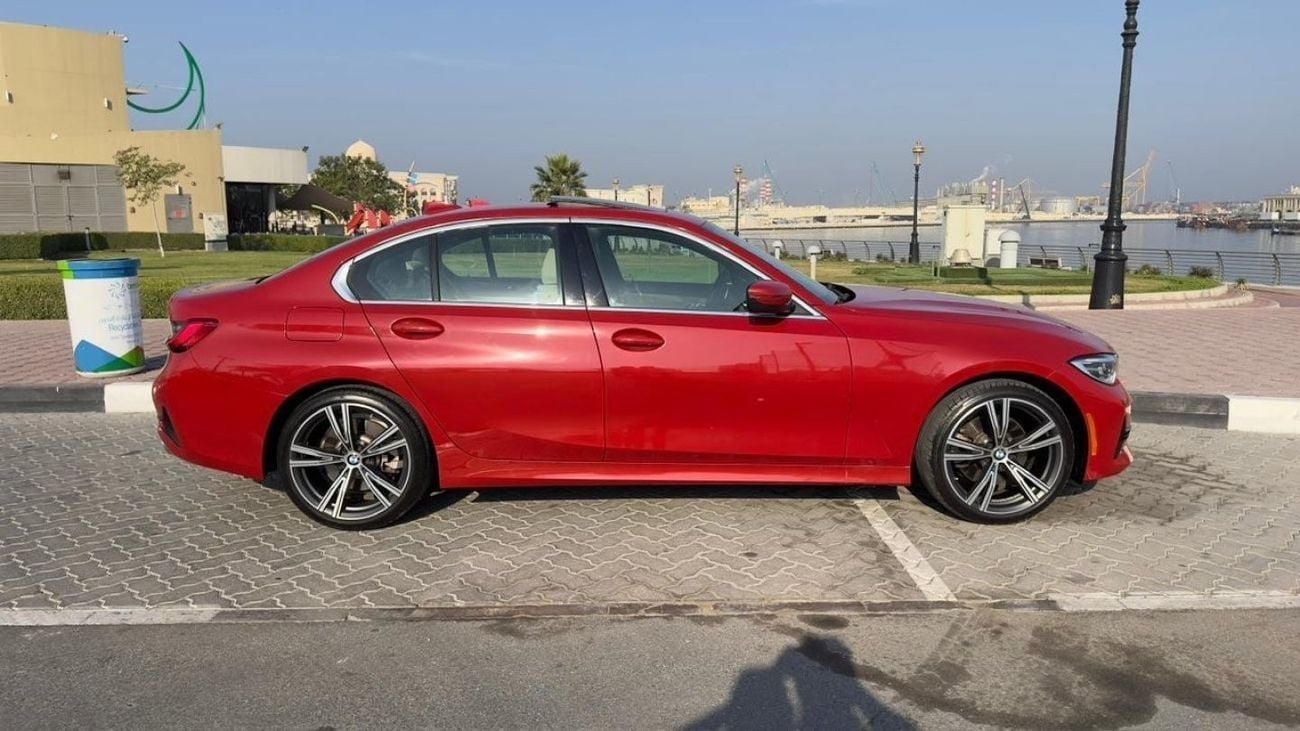 Used BMW 330i Std 2021 for sale in Dubai - 723372