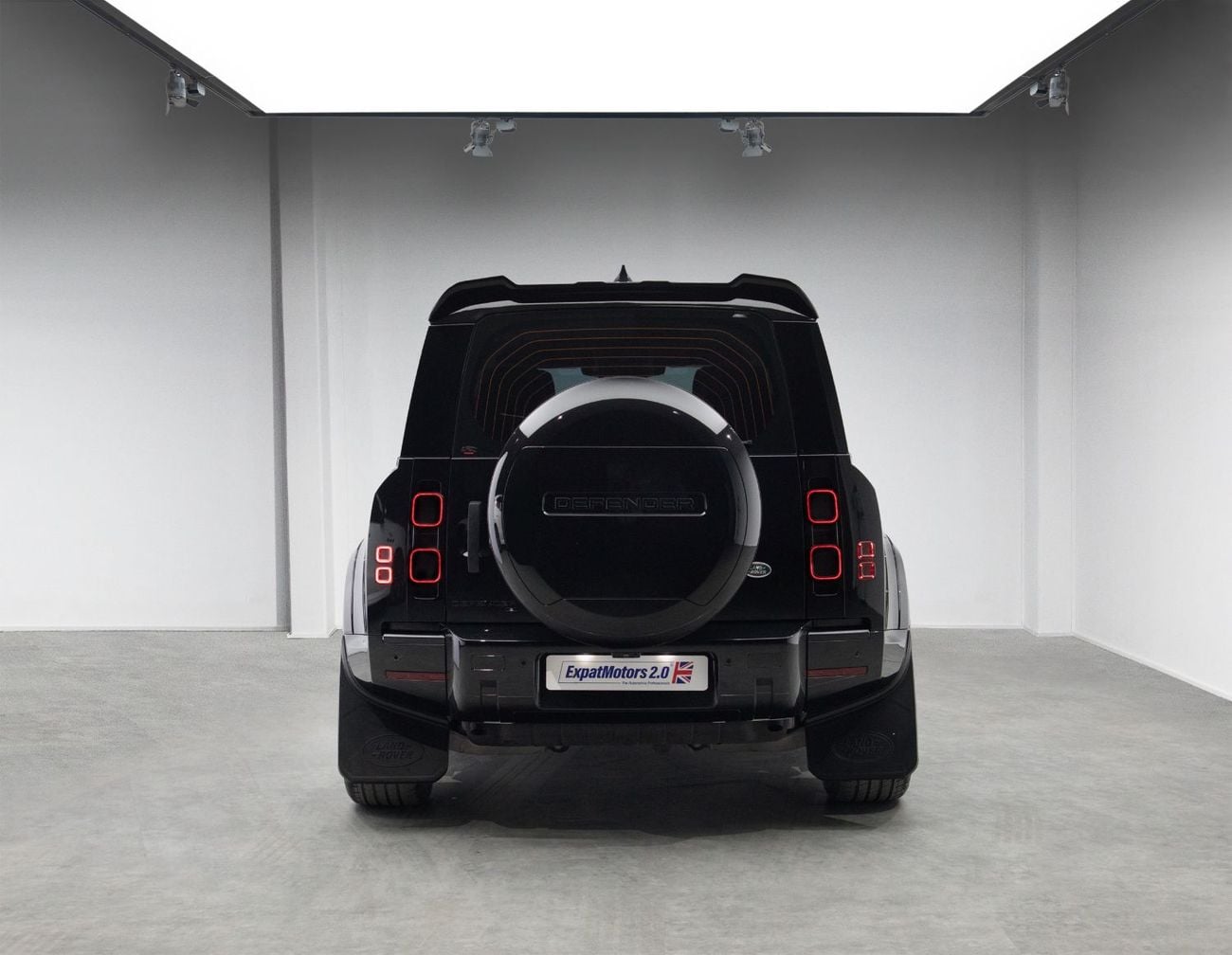 Land Rover Defender P300 110 S 2.0L (5 Seater)