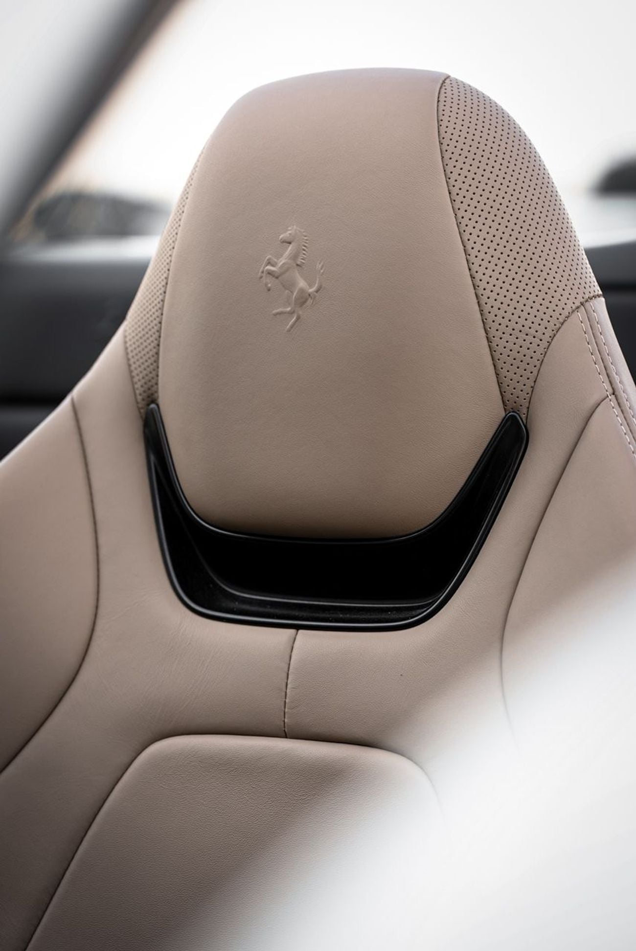 Ferrari Portofino Std 3.9L PORTOFINO M GCC under warranty