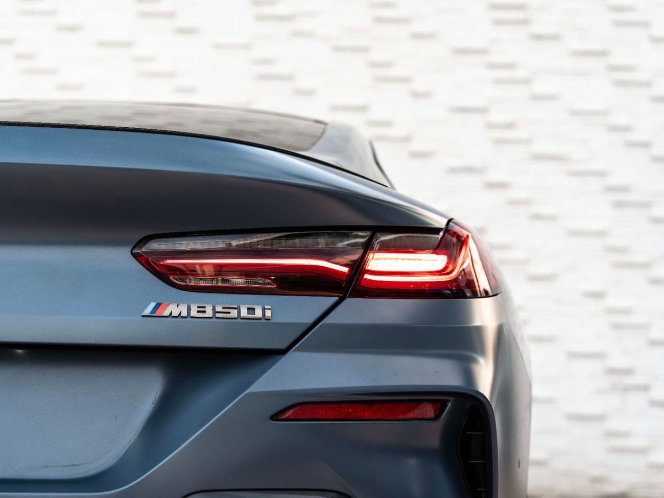 BMW M850i Carbon Edition 4.4L