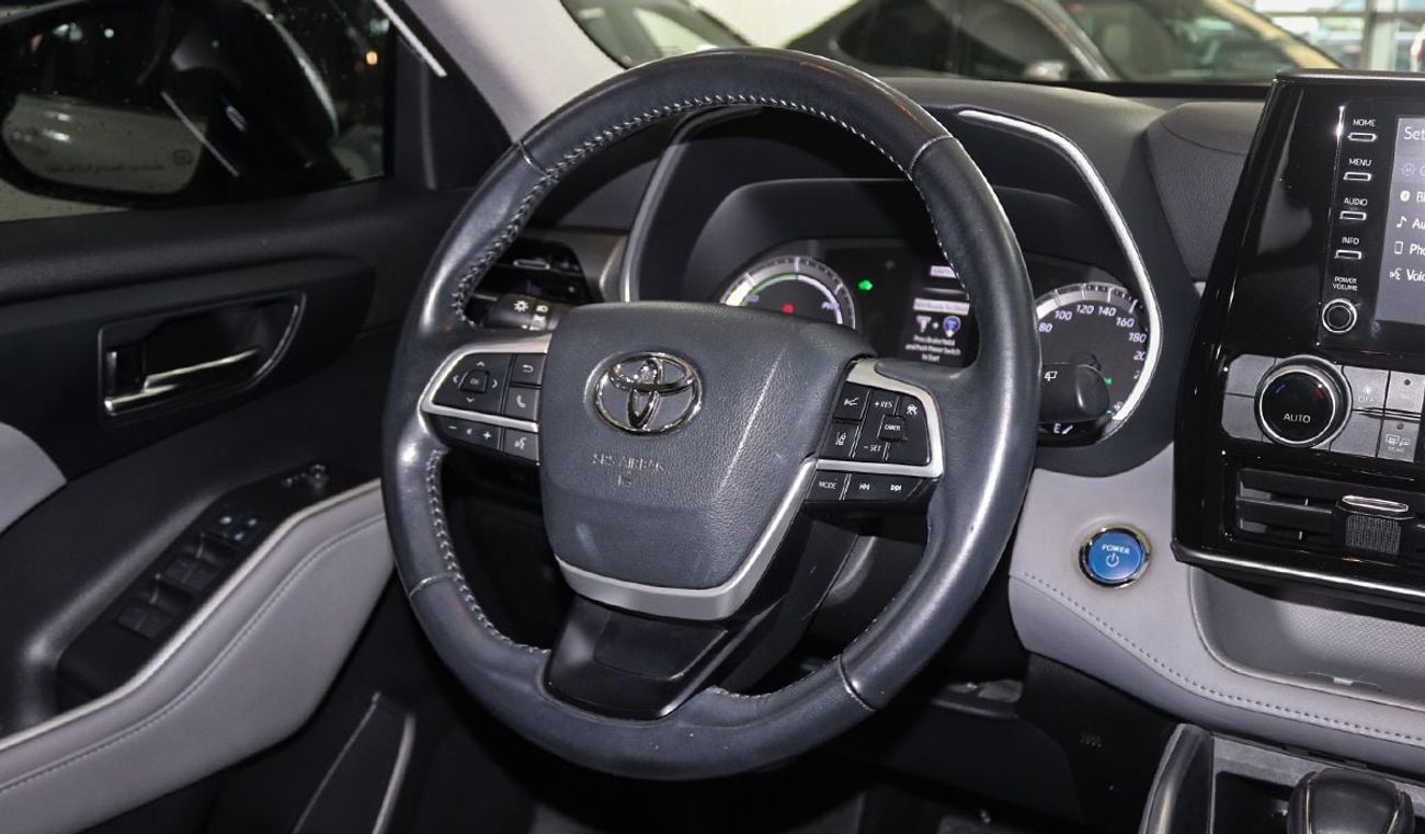 Toyota Highlander 2022 Model Toyota Highlander GLE, 2.5L Hybrid AWD A/T