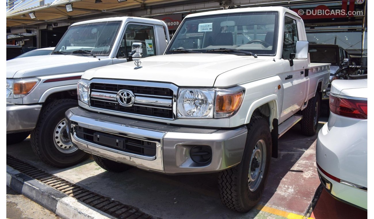 Toyota Land Cruiser Pick Up V6 4WD