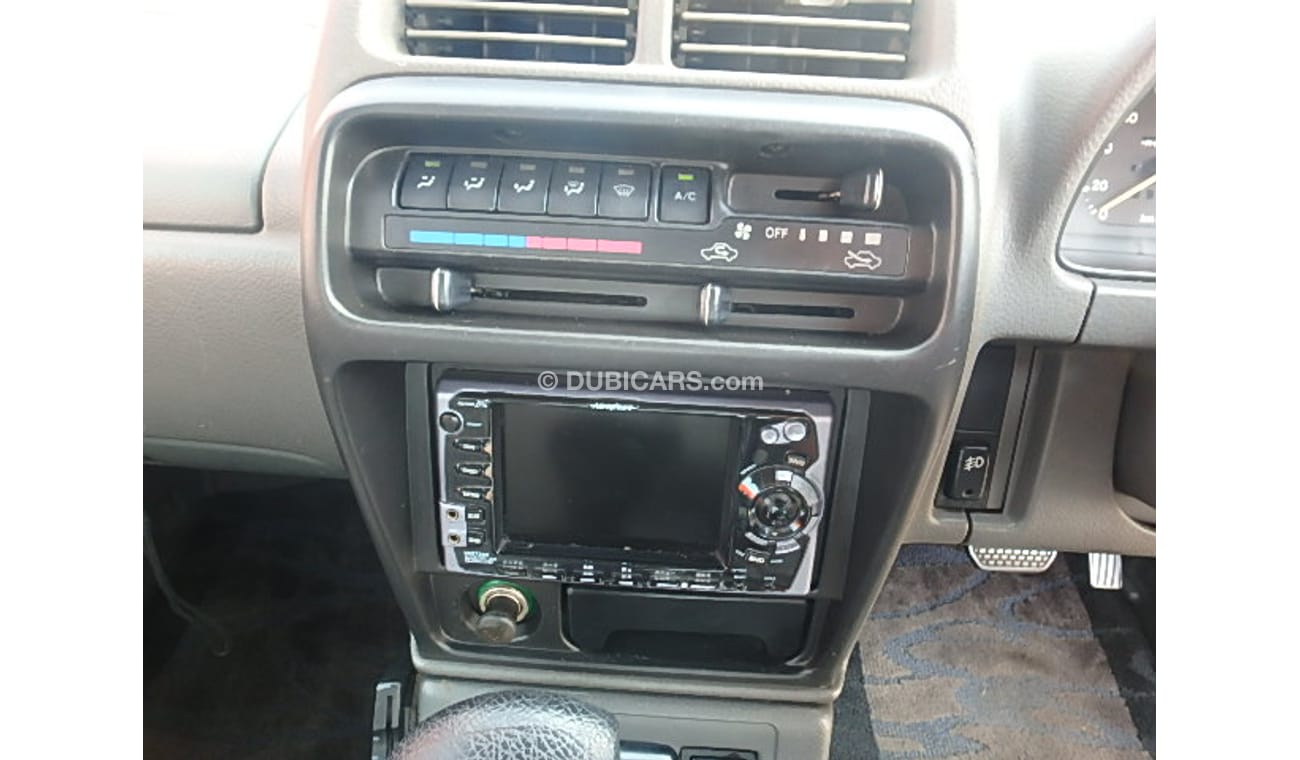 Suzuki Escudo Used RHD 1997/HELLY HANSEN LTD 4WD/TA01W Lot # 586