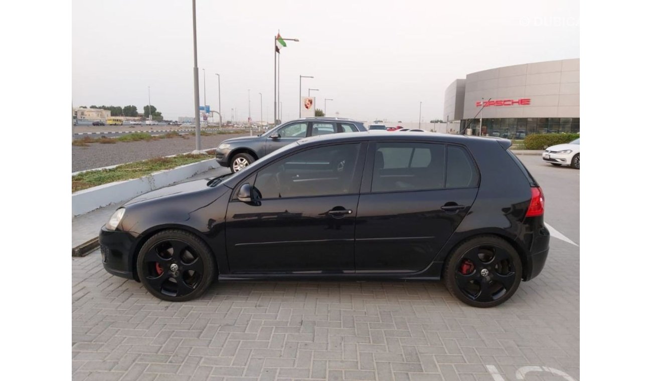 فولكس واجن جولف GTI