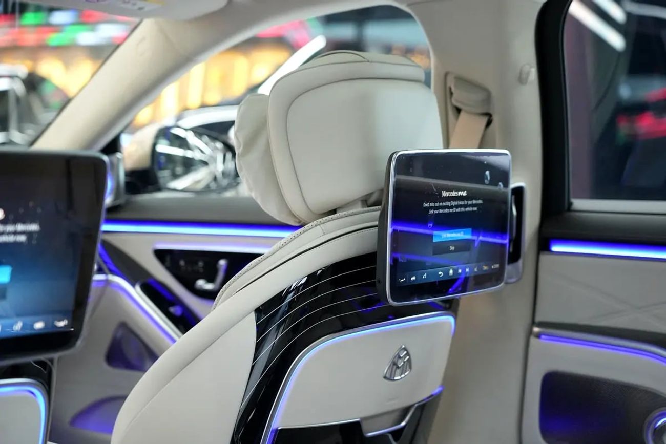 مرسيدس مايباخ S680 مايباخ S 680 | GCC km | Agency Warranty | V 12