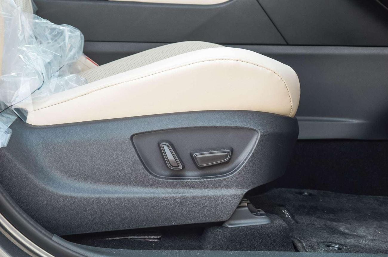 تويوتا كراون HEV 2.5L FWD SEDAN 2026