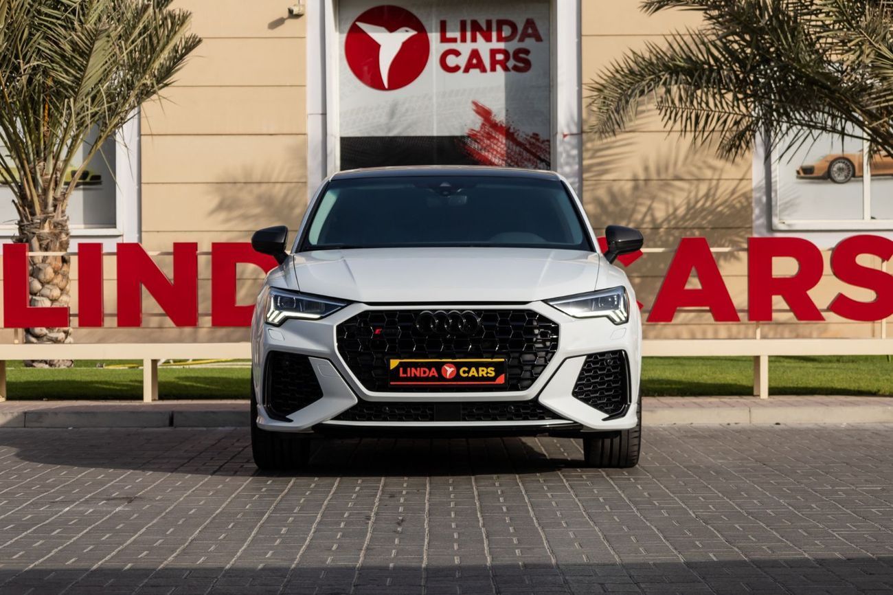 Audi RS Q3 TFSI quattro 2.5L SUV