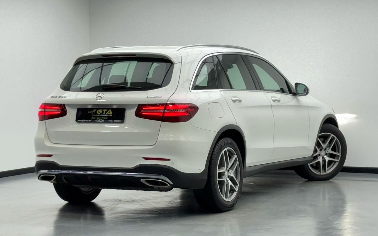 Mercedes-Benz GLC 250 4MATIC 2.0L 2016 Mercedes Benz GLC250 AMG 4MATIC, Service History, Low Kms, Excellent Condition, GCC