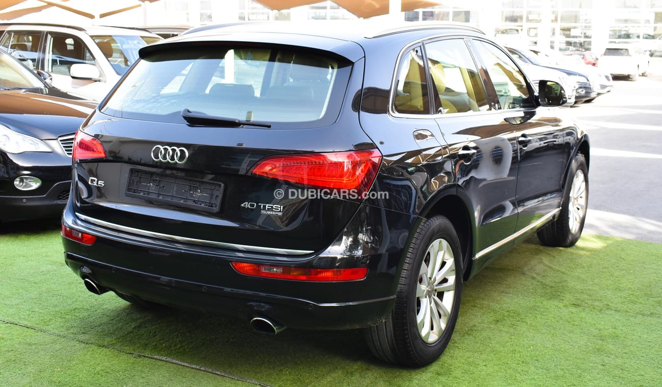 أودي Q5 موديل 2016 صبغ وكالة 4 سلندر مثبت سرعة تحكم شاشة جناح خلفى بحالة ممتازة لاتحتاج لأى مصاريف