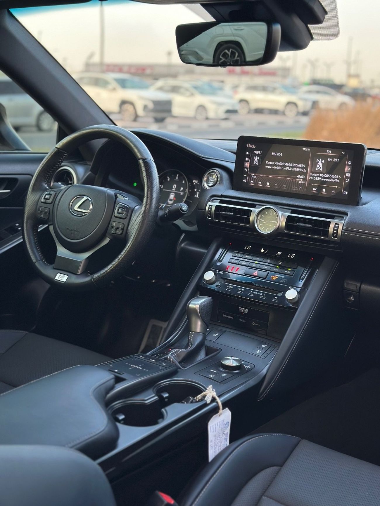 Lexus IS350 F Sport Platinum AWD 3.5 L | Cooling and heating seats | Radar, Road Assist system | Full option