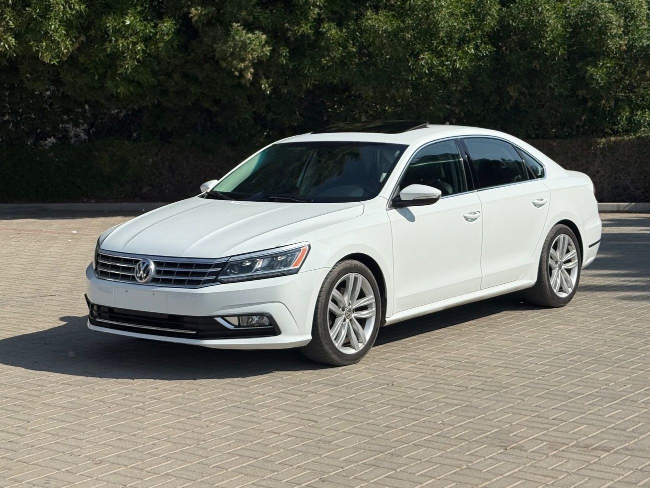 فولكس واجن باسات Sport 2.5L