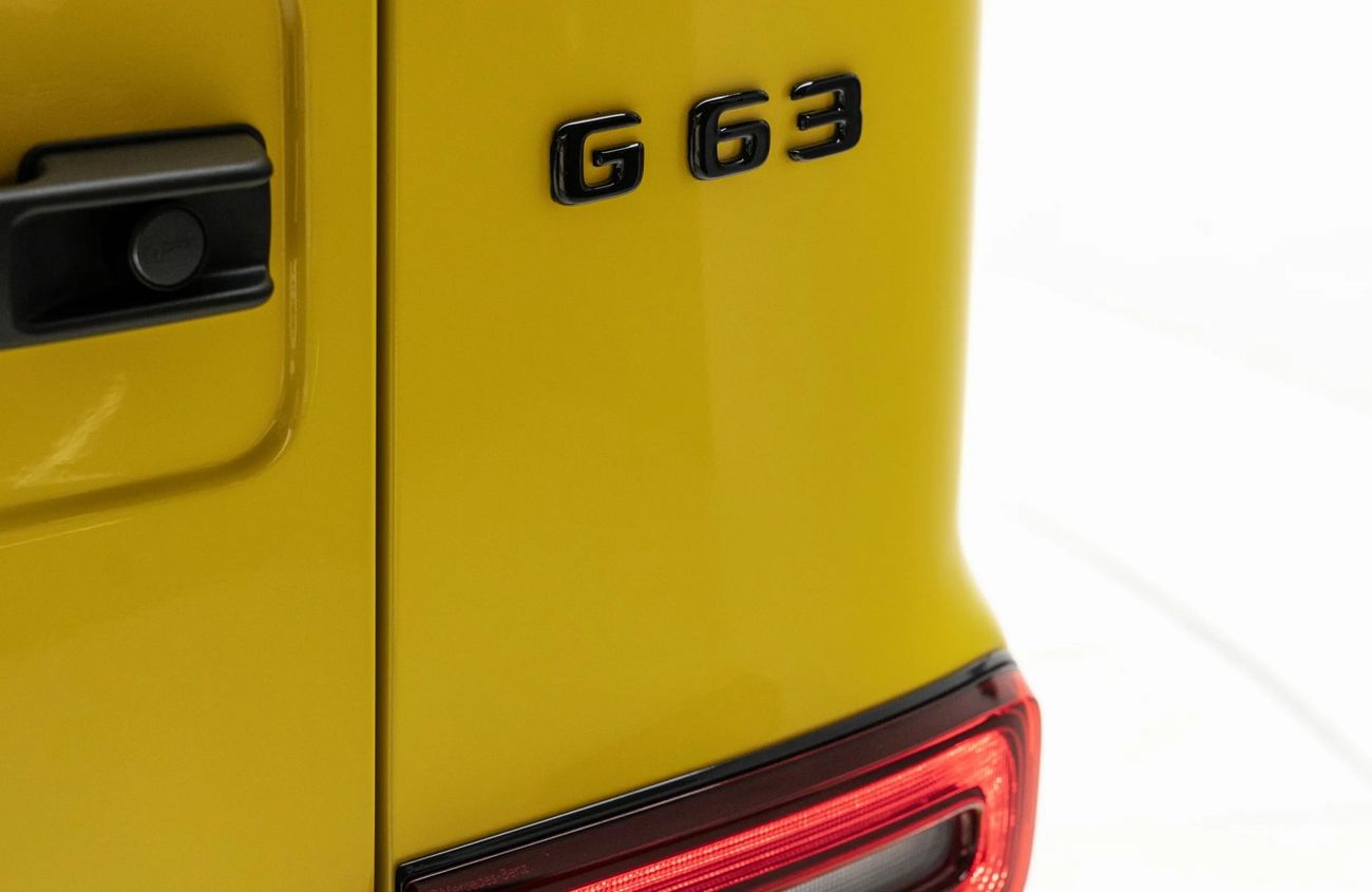 Mercedes-Benz G 63 AMG 4.0L V8 Twin-Turbocharged Engine + eMotor