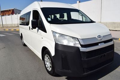 Toyota Hiace Toyota Hiace  Commuter GL High Roof 3.5L, Model:2021. Excellent condition