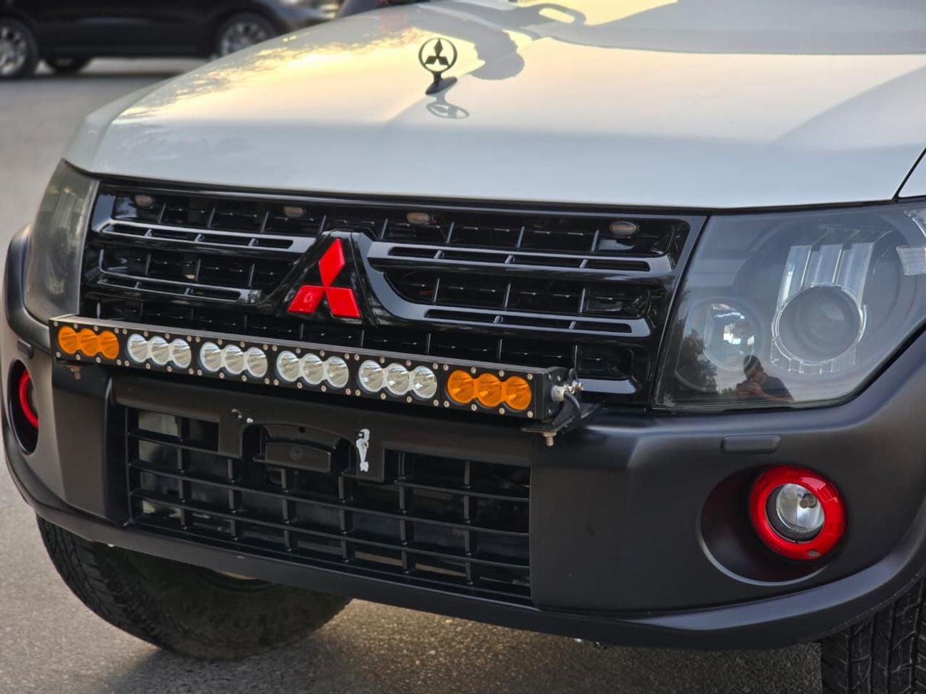Mitsubishi Pajero GLS HIGHLINE TOP Mitsubishi Pajero 2011 GLS 3.8L | GCC Specs | Excellent Condition | Orginal paint |